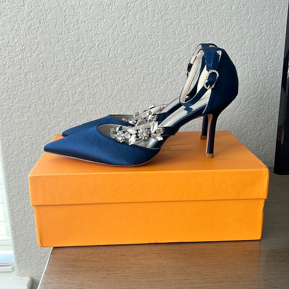 UP2STEP Shoes
